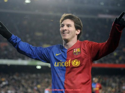 24看球直播网-足球锥桶摆放在训练中的最佳配置方案是什么？（锥桶训练方法）